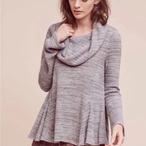 Sweaters - ANTHROPOLOGIE EUC Marled Grey Cowl Neck Sweater Top with Swing Hem Size Medium﻿